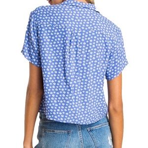 Lush Women’s Daisy Print Cropped Button Down Top